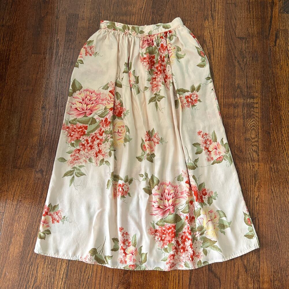Vintage 70s Midi Skirt Floral Cottage Size 6 Boho Novelty Print